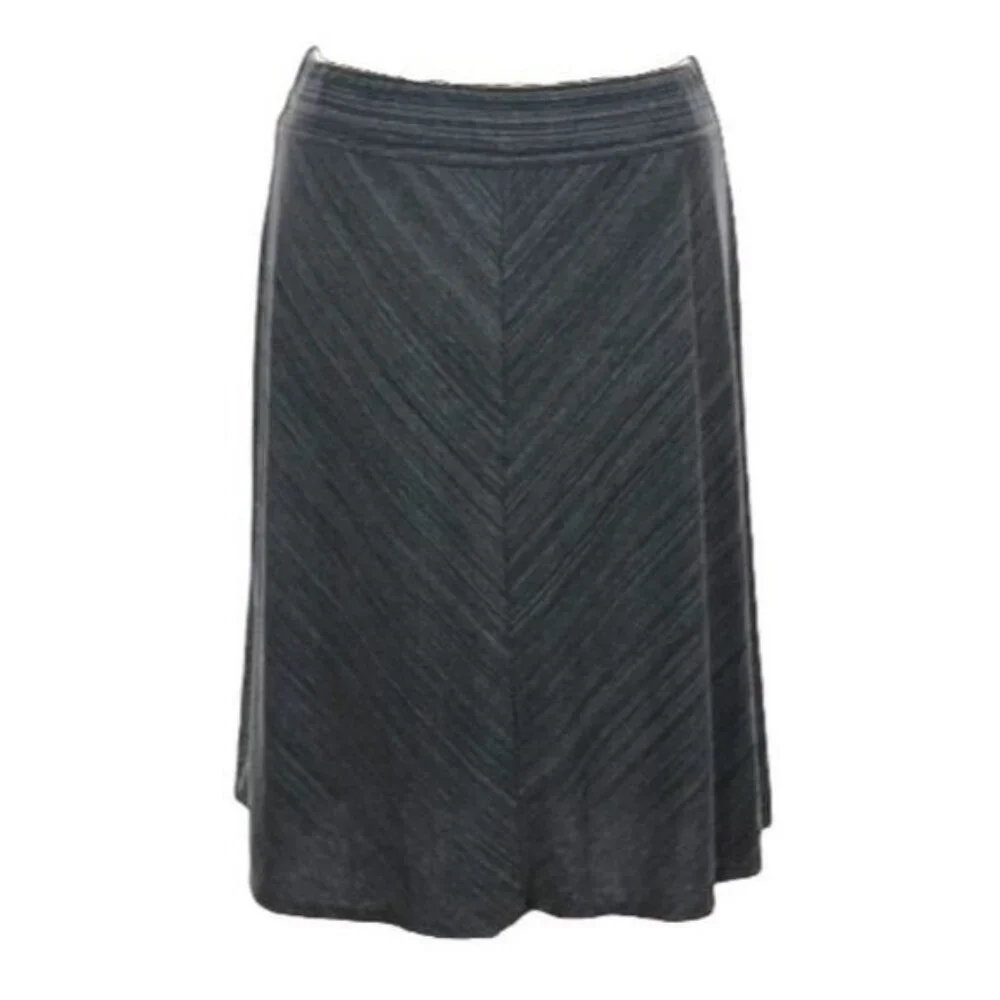 Ava & Viv Grey‎ V Striped Pull Up Stretch Knee Length Skirt Size X  (plus size)